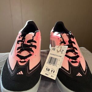 adidas Mens Pink and Black F50 Freestyle Sneakers